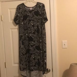 Malifecent Carly (LuLaRoe)